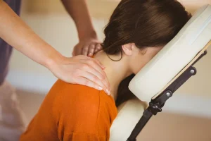 How to Massage Shoulders